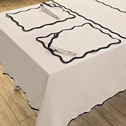 Katoenen tafelkleed - Yrsa (lichtbeige)