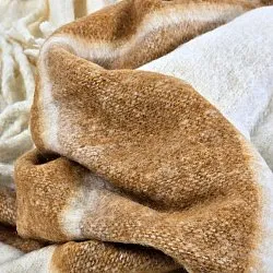 Plaid dekens - throw van wolmix - Charlotte (geel)