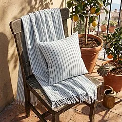 Kussensloop - Rumi stripe cotton cushion cover (lichtblauw/marineblauw/crème)