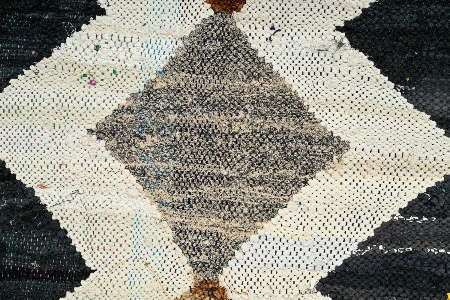 Marokkaanse Berber tapijt Boucherouite 140 x 270 cm