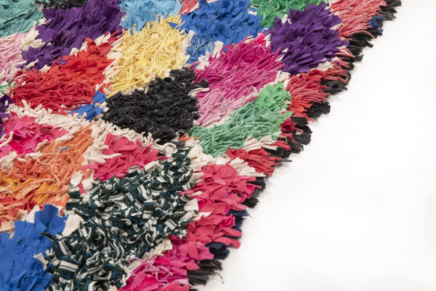 Marokkaanse Berber tapijt Boucherouite 250 x 140 cm