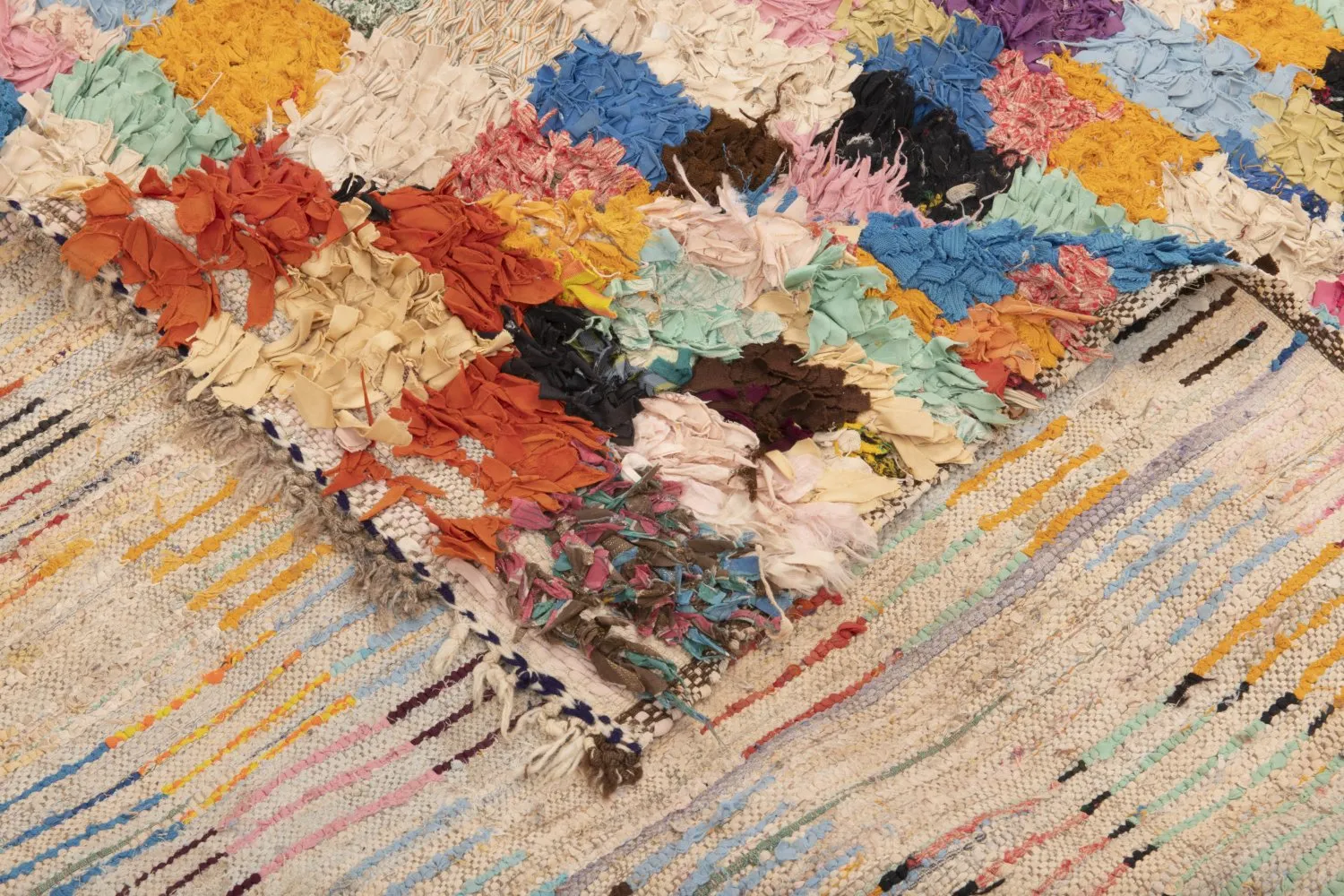 Marokkaanse Berber tapijt Boucherouite 235 x 160 cm
