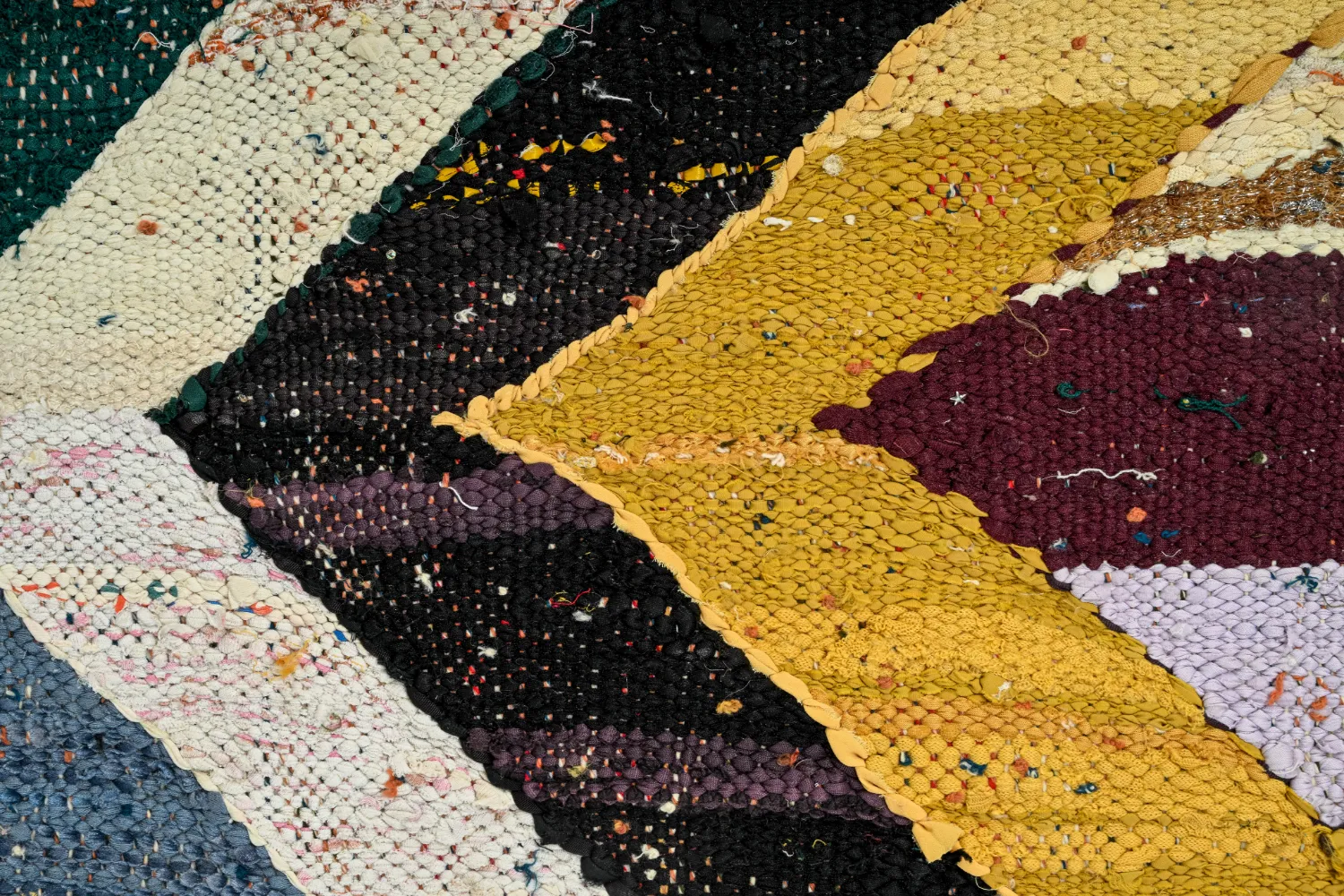 Marokkaanse Berber tapijt Boucherouite 135 x 260 cm