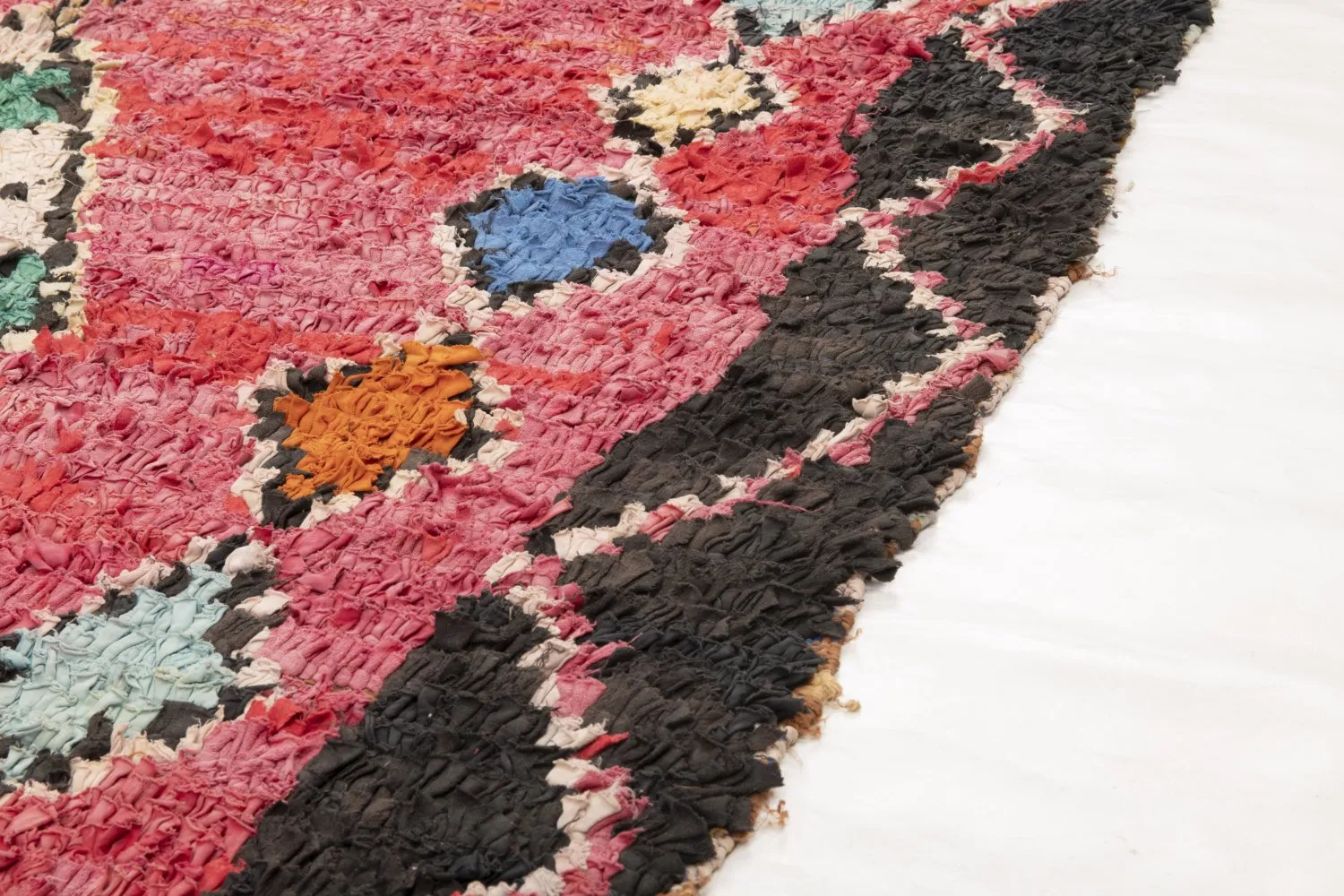Marokkaanse Berber tapijt Boucherouite 270 x 170 cm