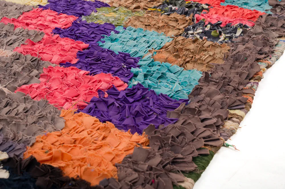 Marokkaanse Berber tapijt Boucherouite 270 x 145 cm