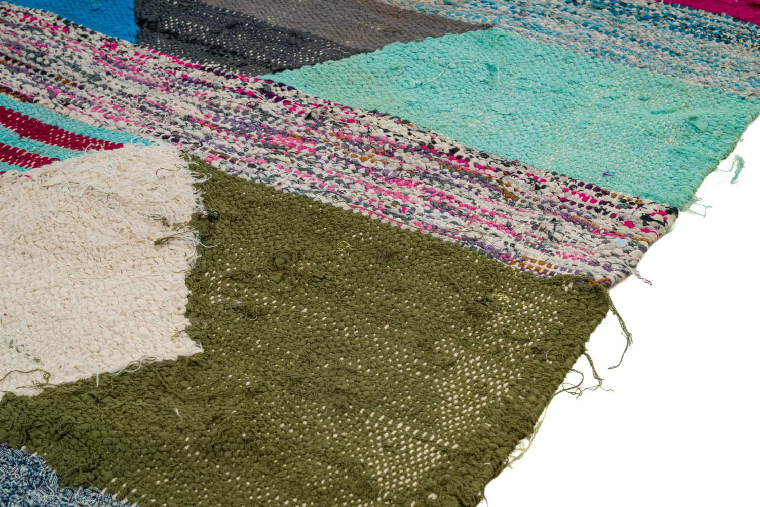 Marokkaanse Berber tapijt Boucherouite 145 x 250 cm