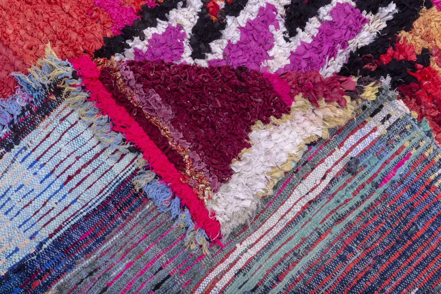 Marokkaanse Berber tapijt Boucherouite 230 x 140 cm