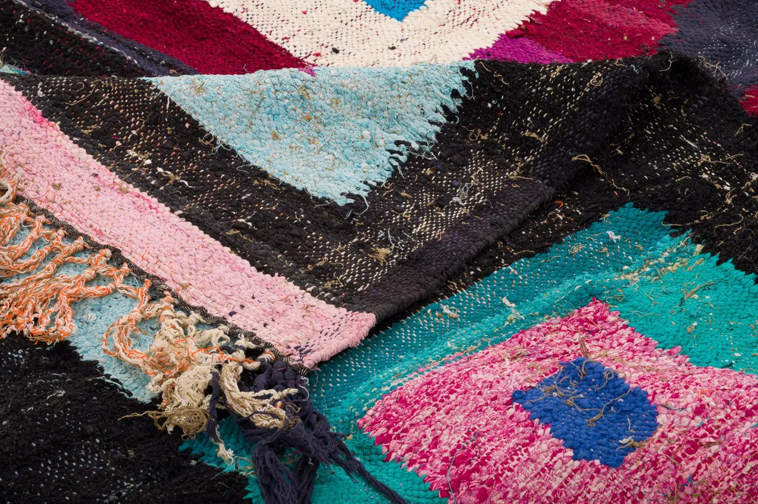 Marokkaanse Berber tapijt Boucherouite 140 x 225 cm