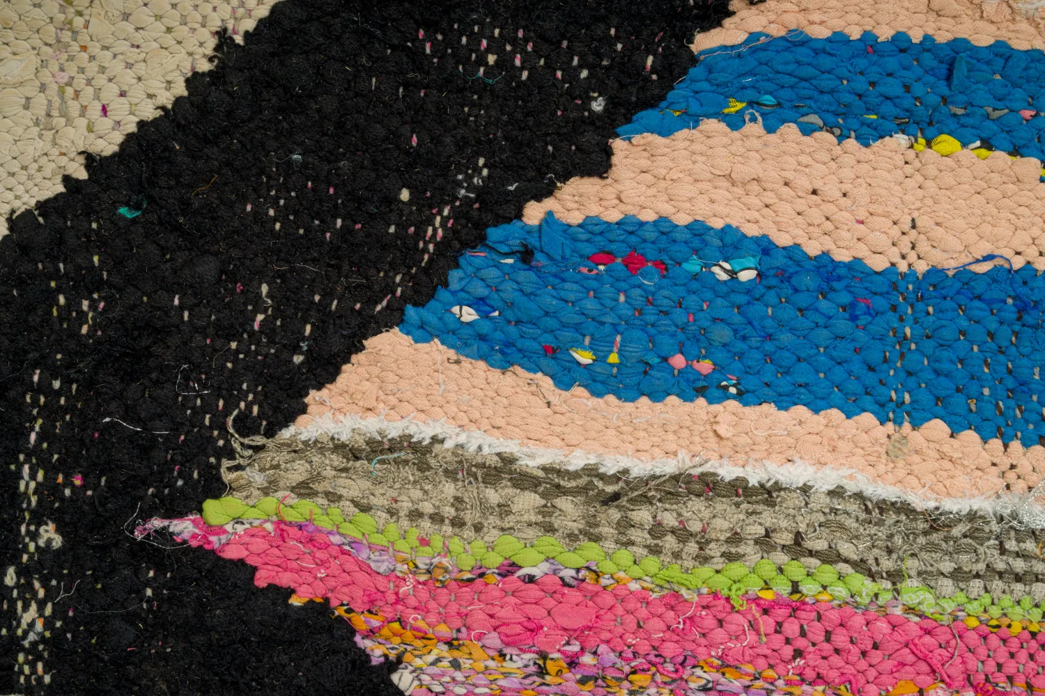 Marokkaanse Berber tapijt Boucherouite 140 x 220 cm