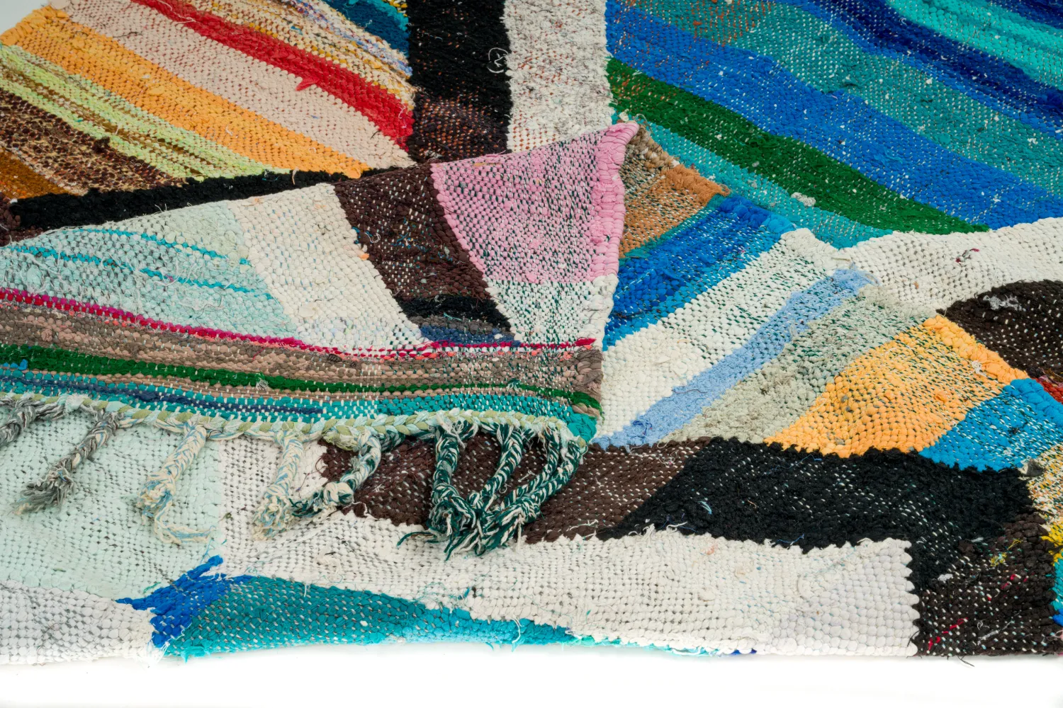 Marokkaanse Berber tapijt Boucherouite 135 x 235 cm