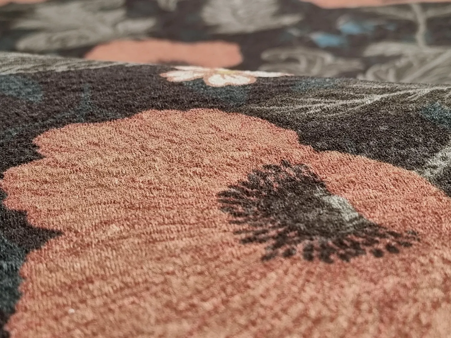 Wilton - Poppy (zwart)