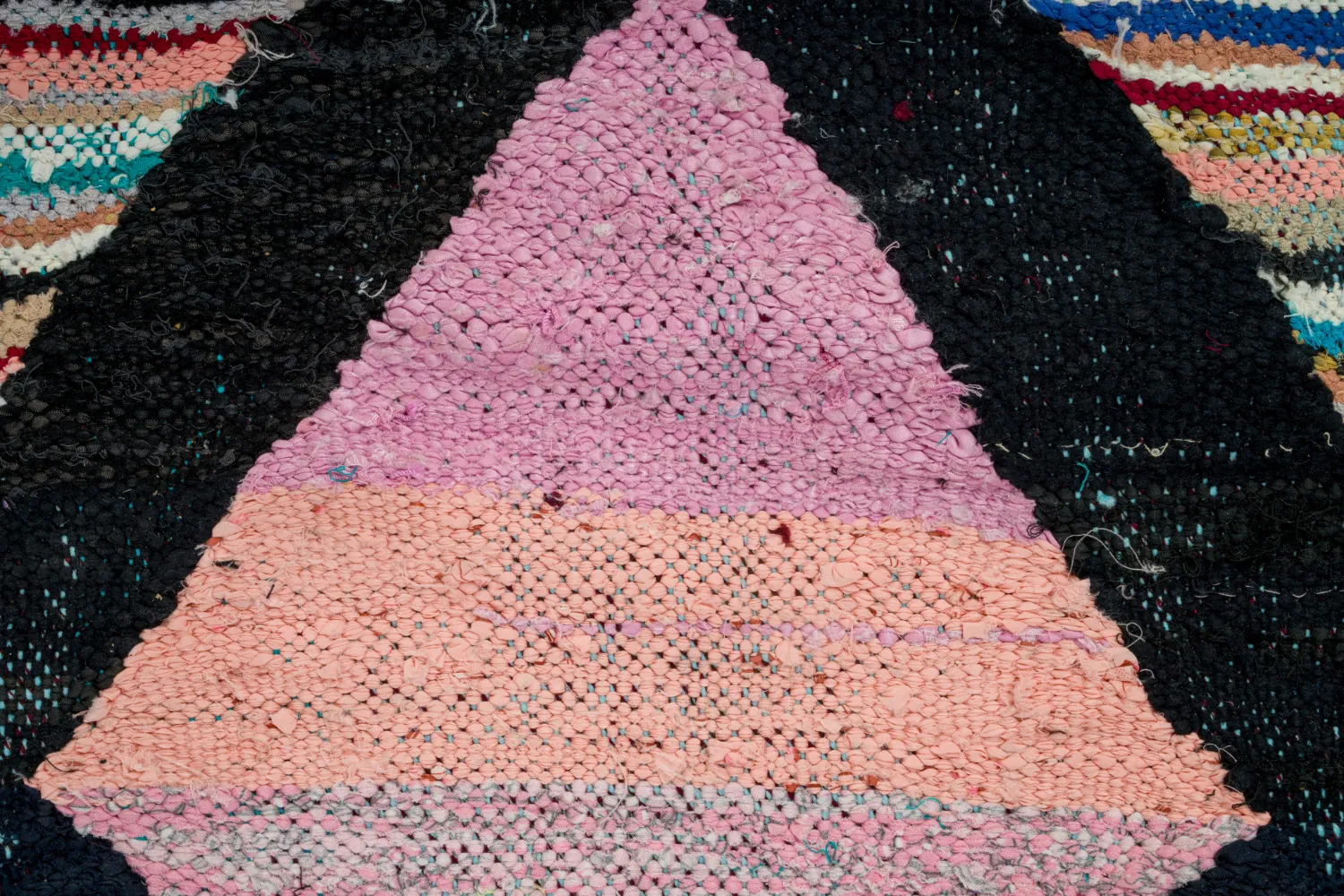 Marokkaanse Berber tapijt Boucherouite 140 x 255 cm