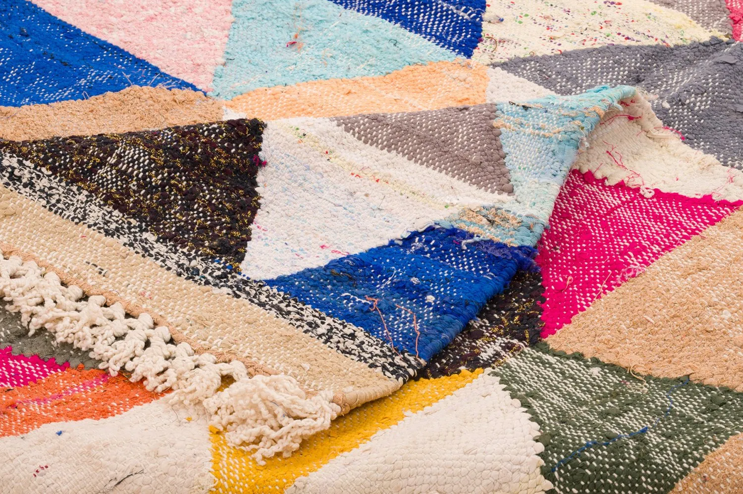 Marokkaanse Berber tapijt Boucherouite 135 x 230 cm