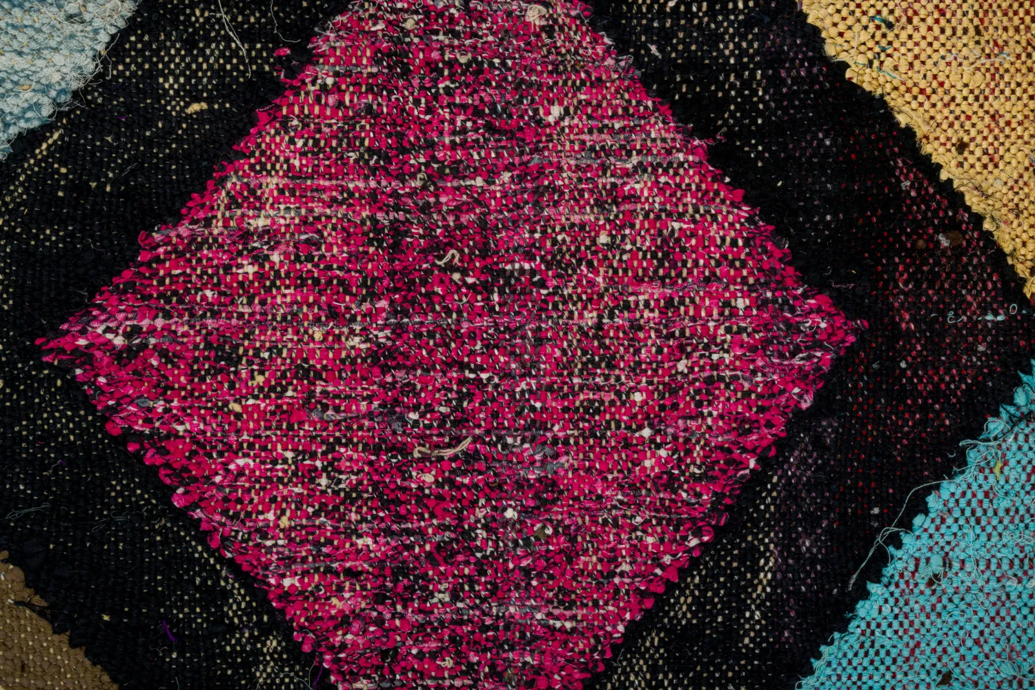 Marokkaanse Berber tapijt Boucherouite 135 x 230 cm