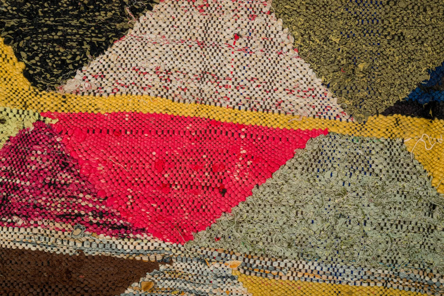 Marokkaanse Berber tapijt Boucherouite 140 x 230 cm