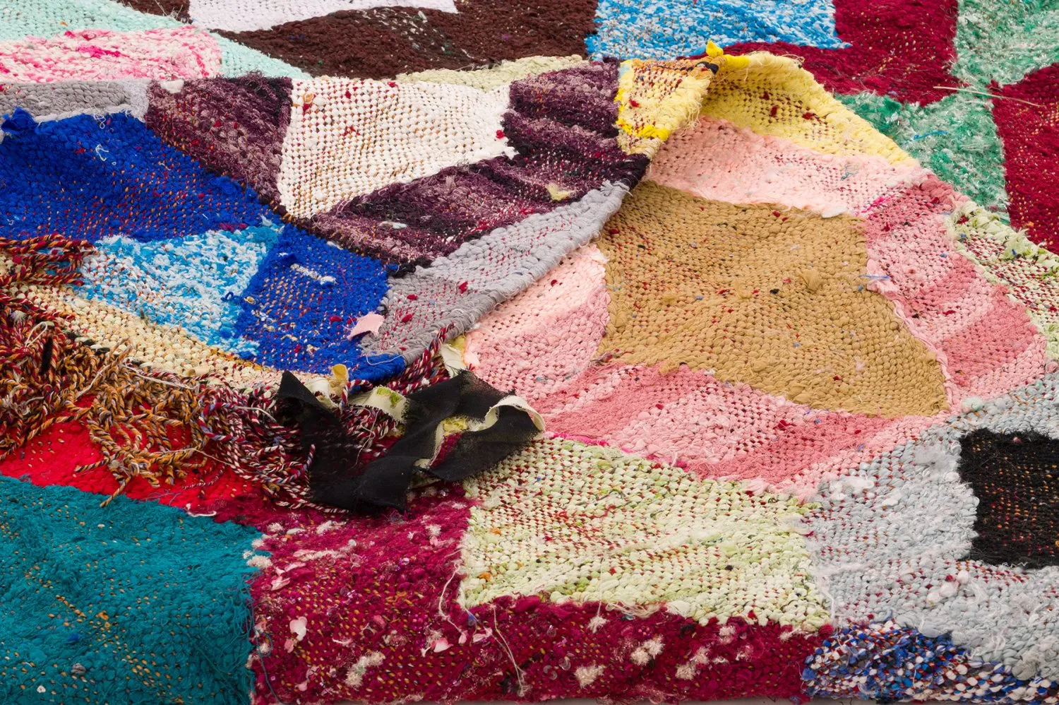 Marokkaanse Berber tapijt Boucherouite 150 x 255 cm