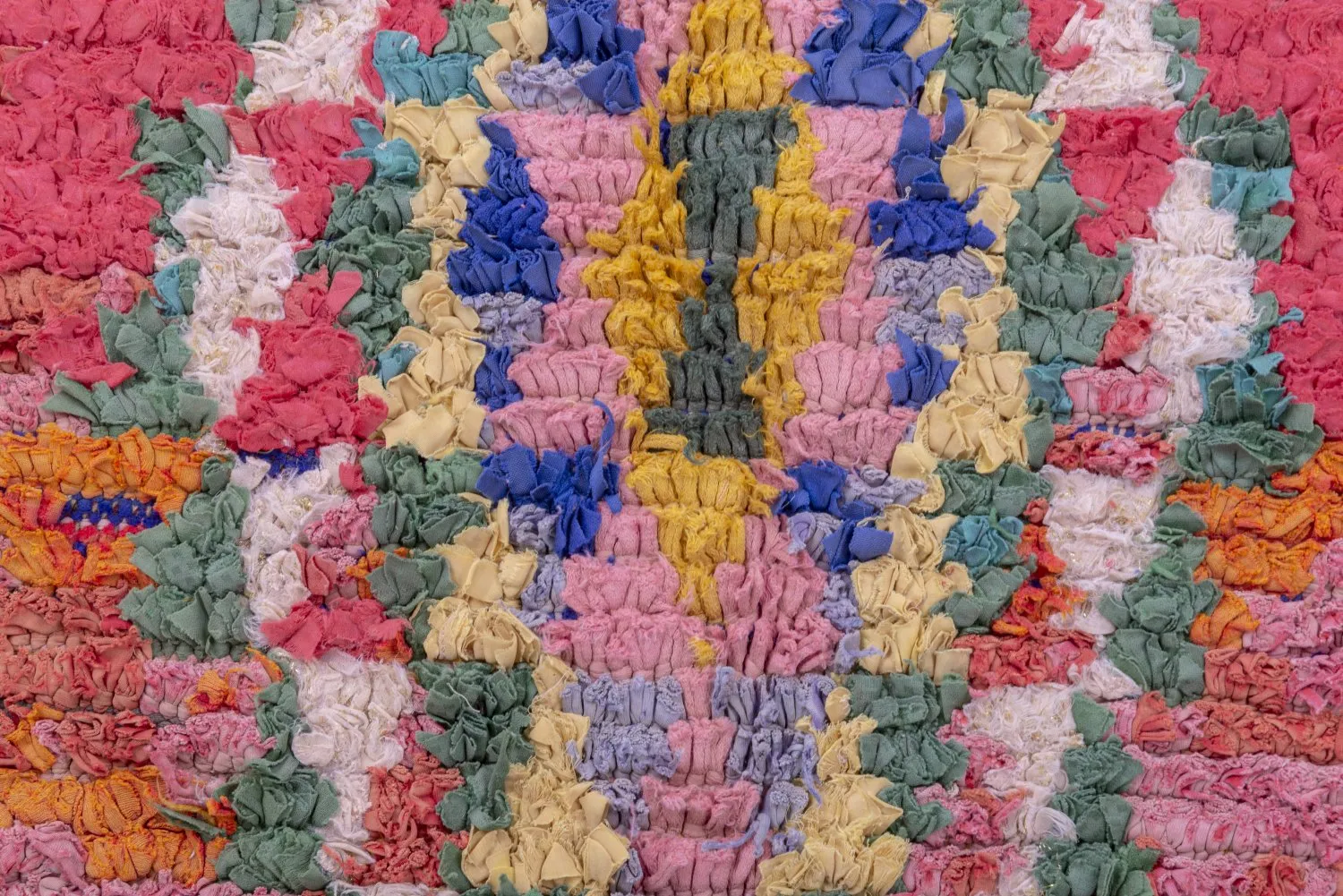 Marokkaanse Berber tapijt Boucherouite 260 x 105 cm