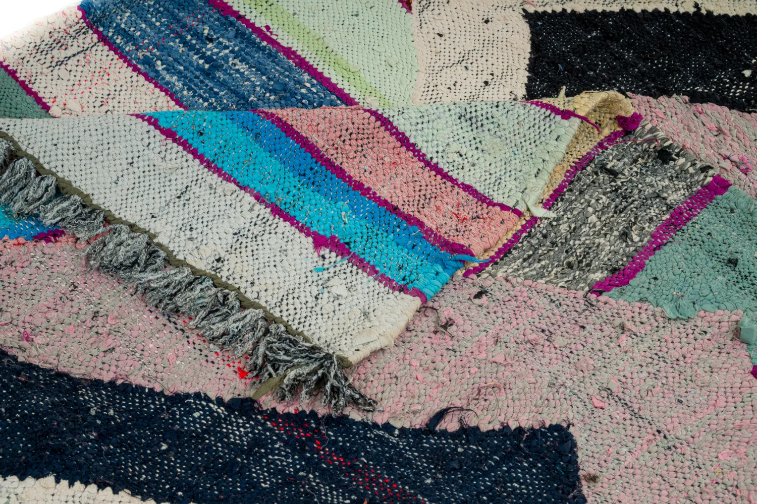 Marokkaanse Berber tapijt Boucherouite 130 x 230 cm