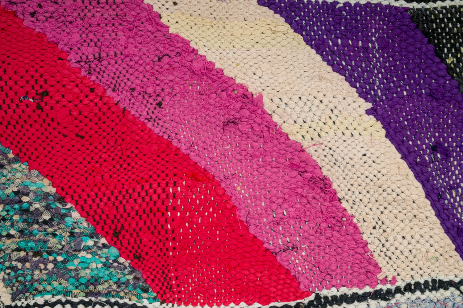 Marokkaanse Berber tapijt Boucherouite 140 x 210 cm