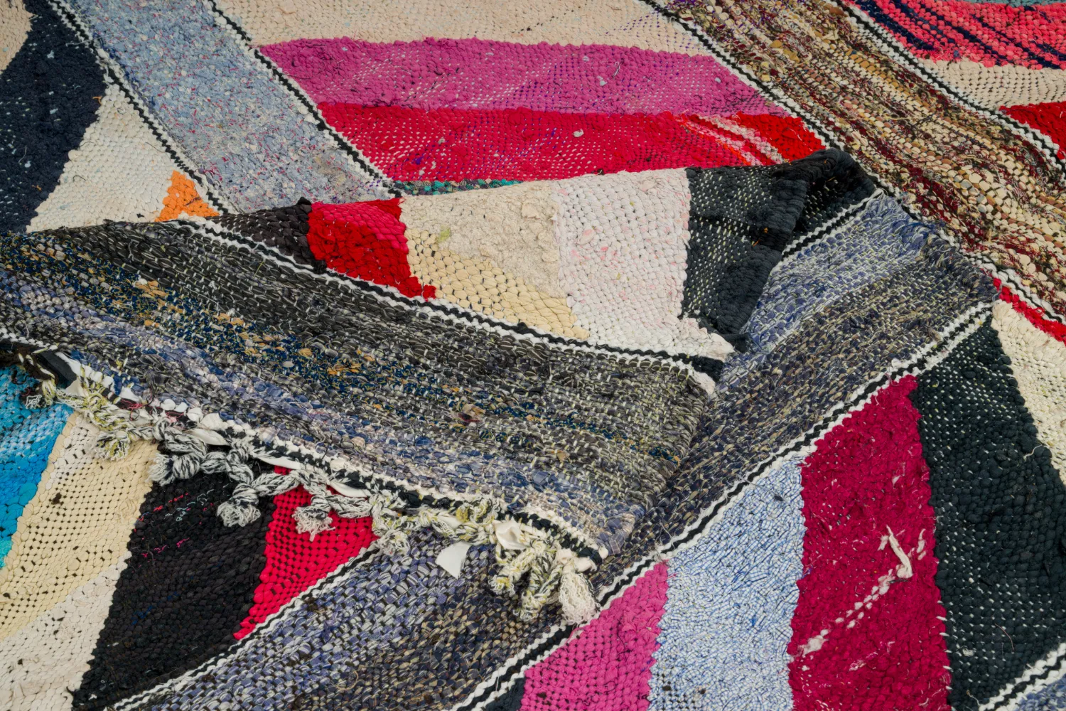 Marokkaanse Berber tapijt Boucherouite 140 x 210 cm