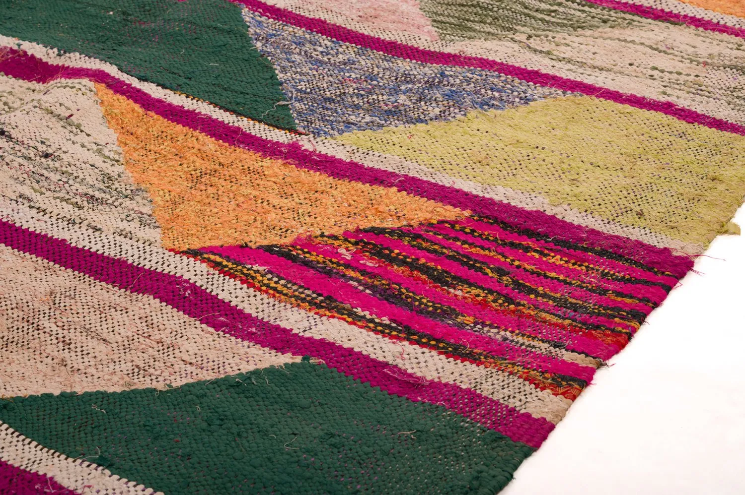 Marokkaanse Berber tapijt Boucherouite 135 x 265 cm