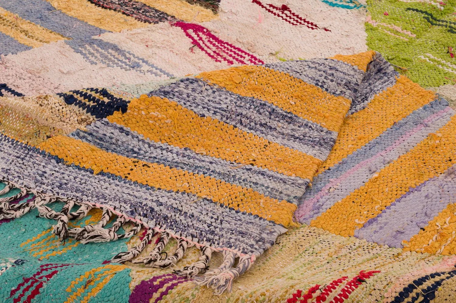 Marokkaanse Berber tapijt Boucherouite 140 x 250 cm