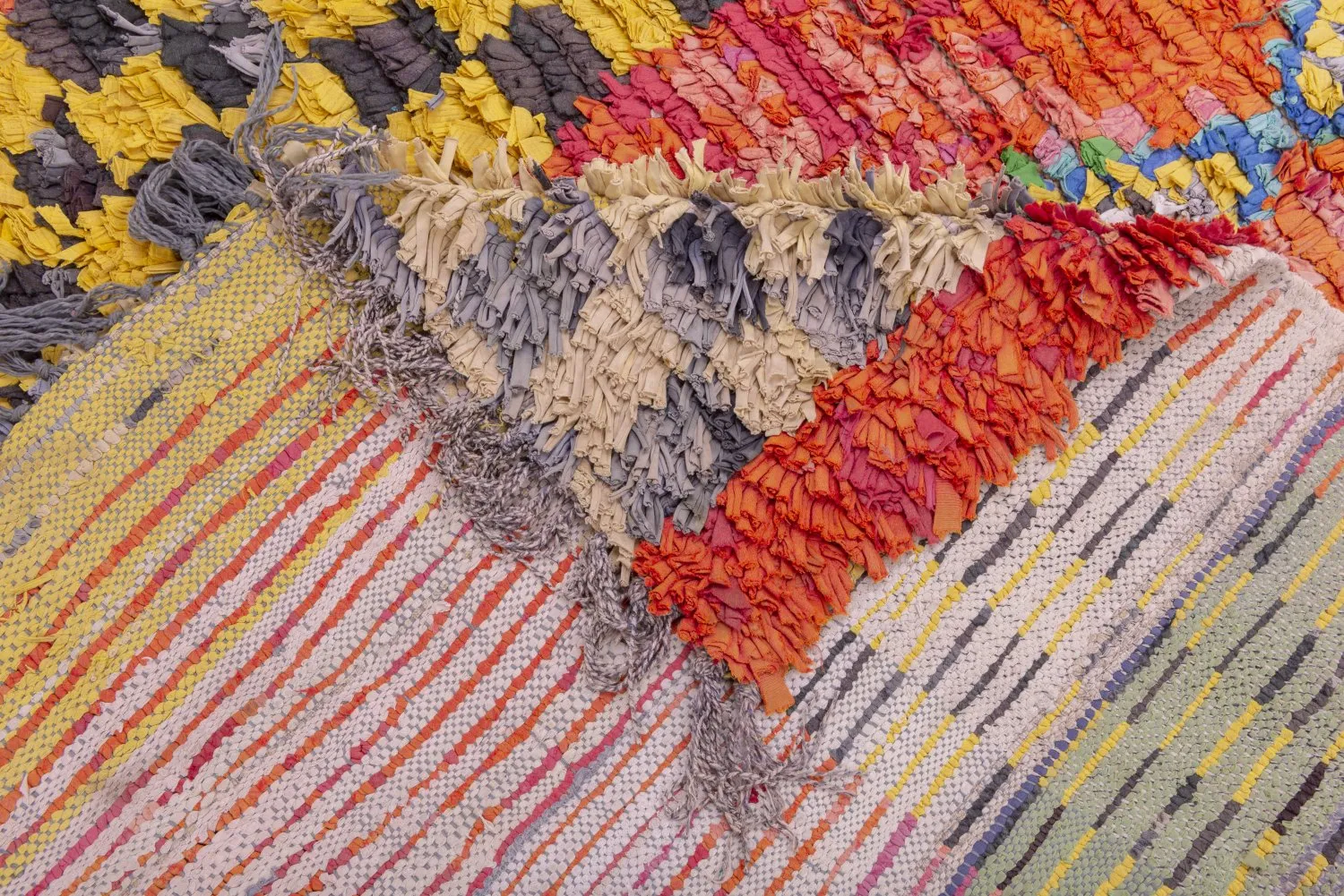 Marokkaanse Berber tapijt Boucherouite 220 x 140 cm