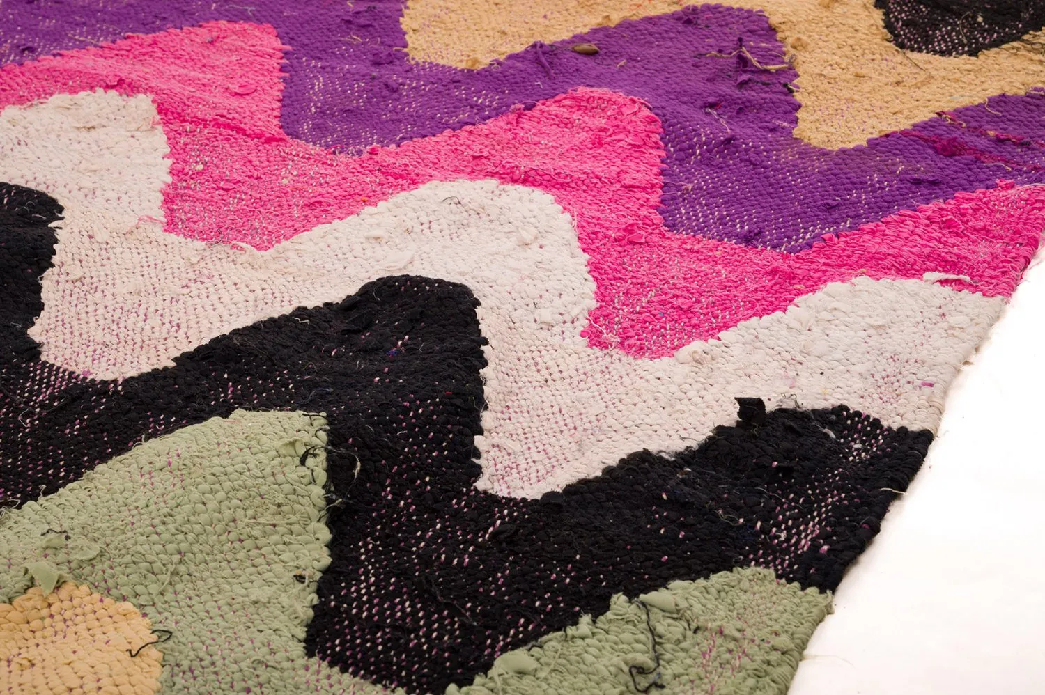 Marokkaanse Berber tapijt Boucherouite 160 x 275 cm