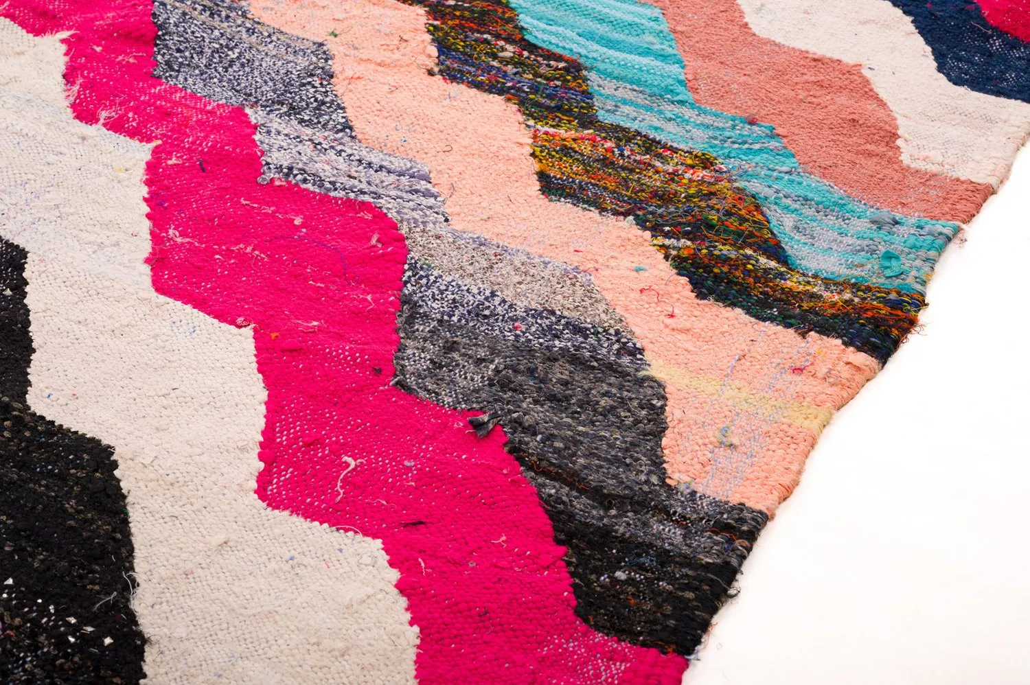 Marokkaanse Berber tapijt Boucherouite 145 x 235 cm