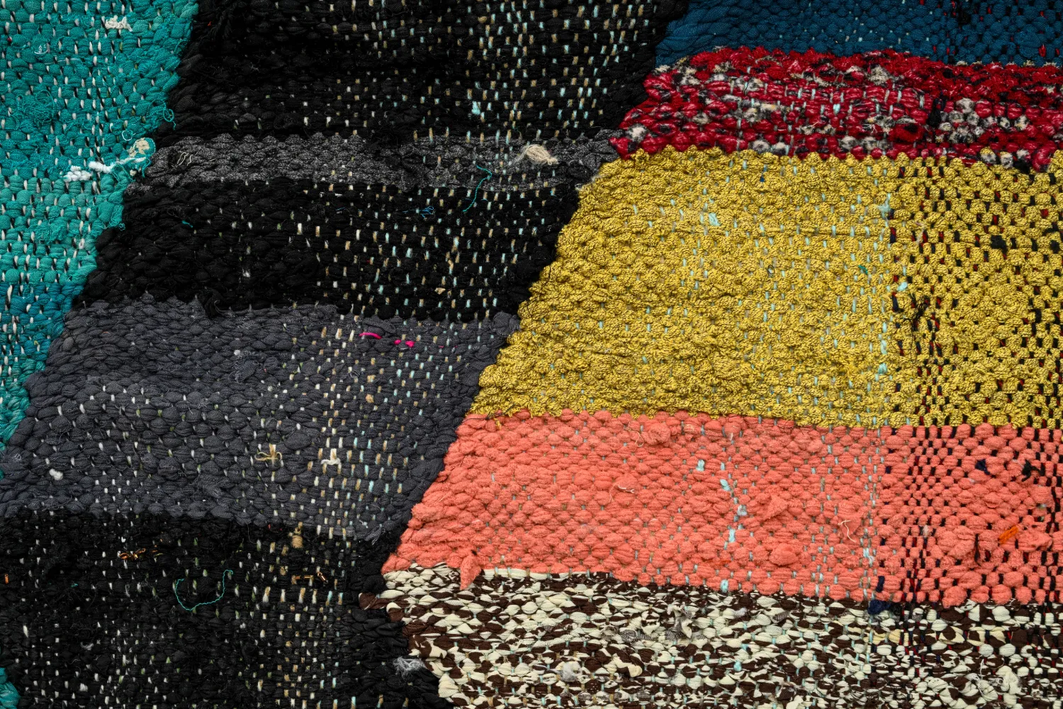 Marokkaanse Berber tapijt Boucherouite 135 x 230 cm