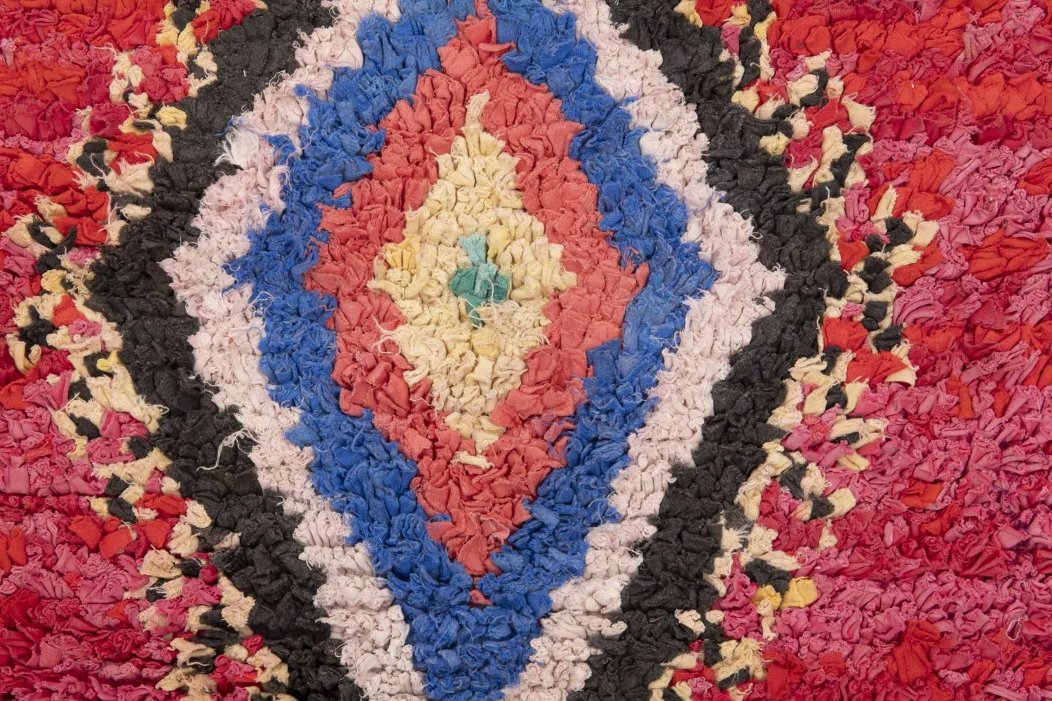 Marokkaanse Berber tapijt Boucherouite 225 x 165 cm