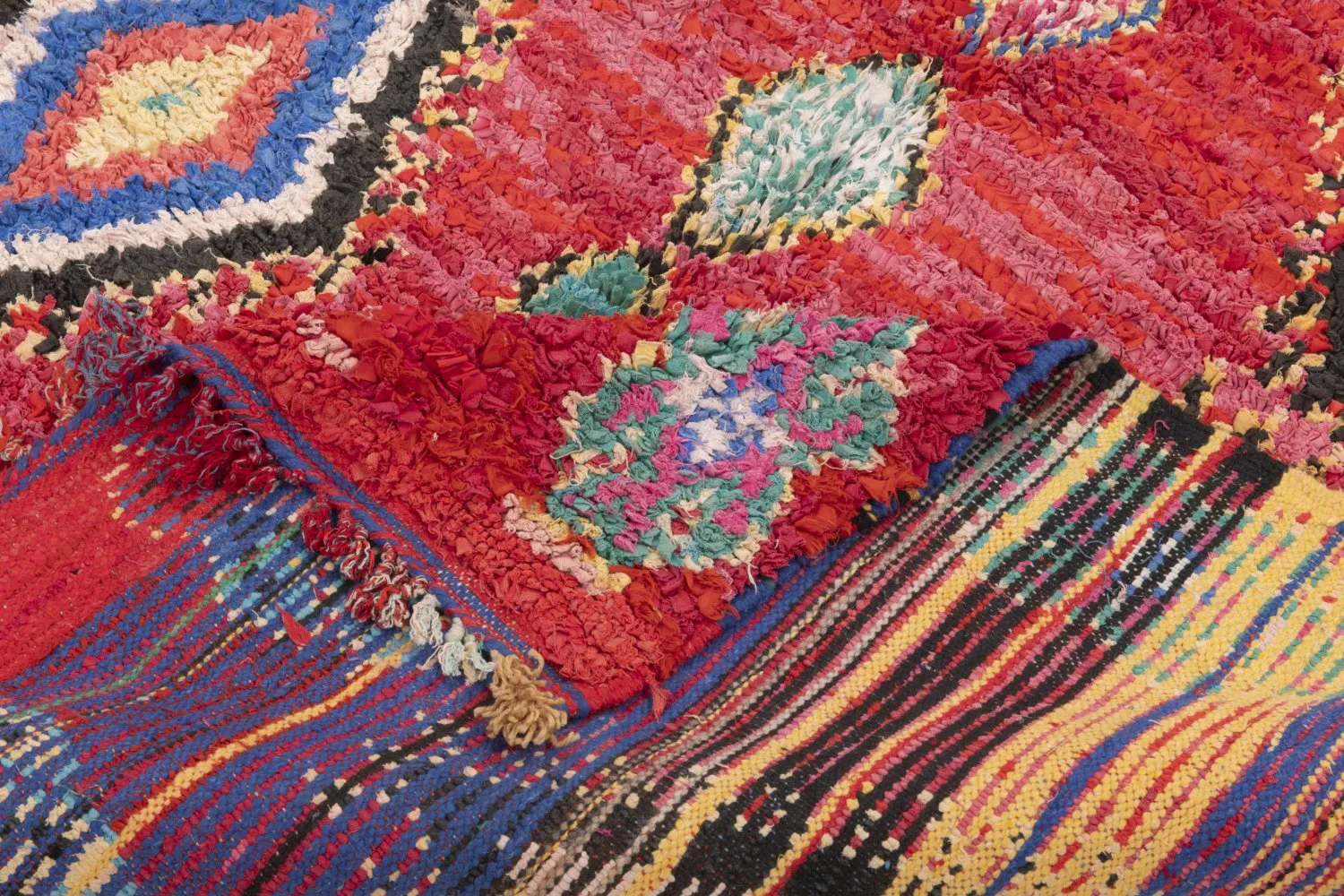 Marokkaanse Berber tapijt Boucherouite 225 x 165 cm