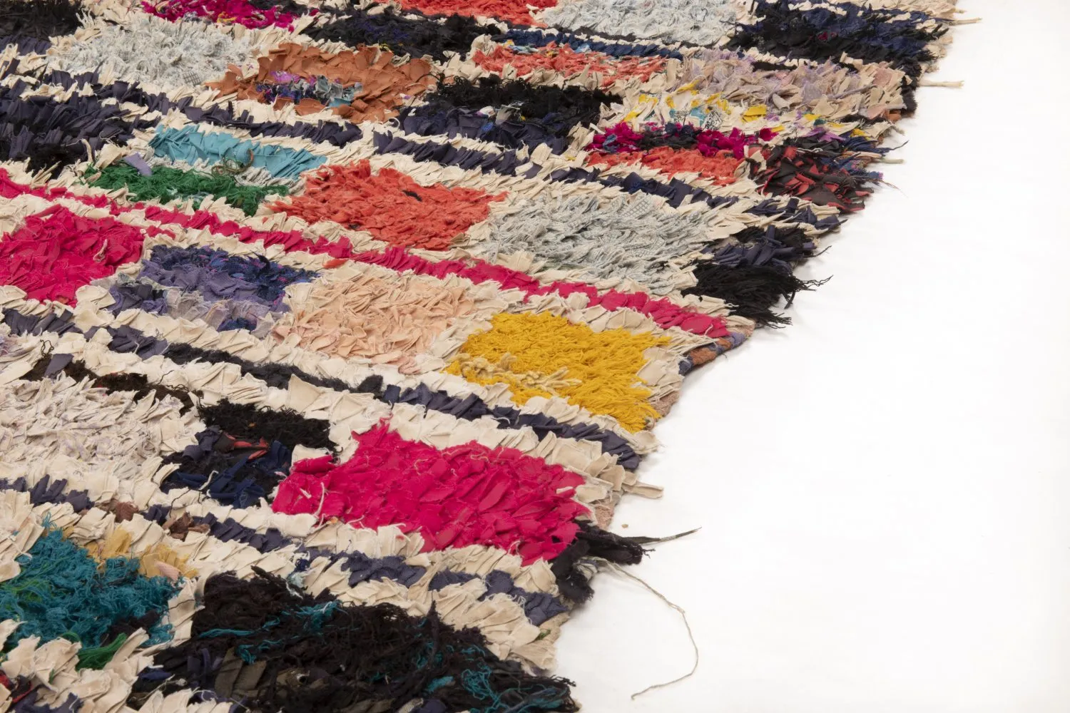 Marokkaanse Berber tapijt Boucherouite 230 x 135 cm
