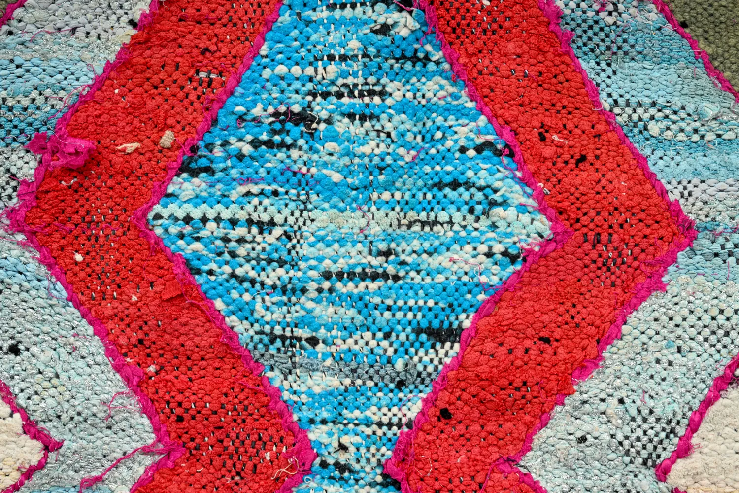 Marokkaanse Berber tapijt Boucherouite 115 x 220 cm