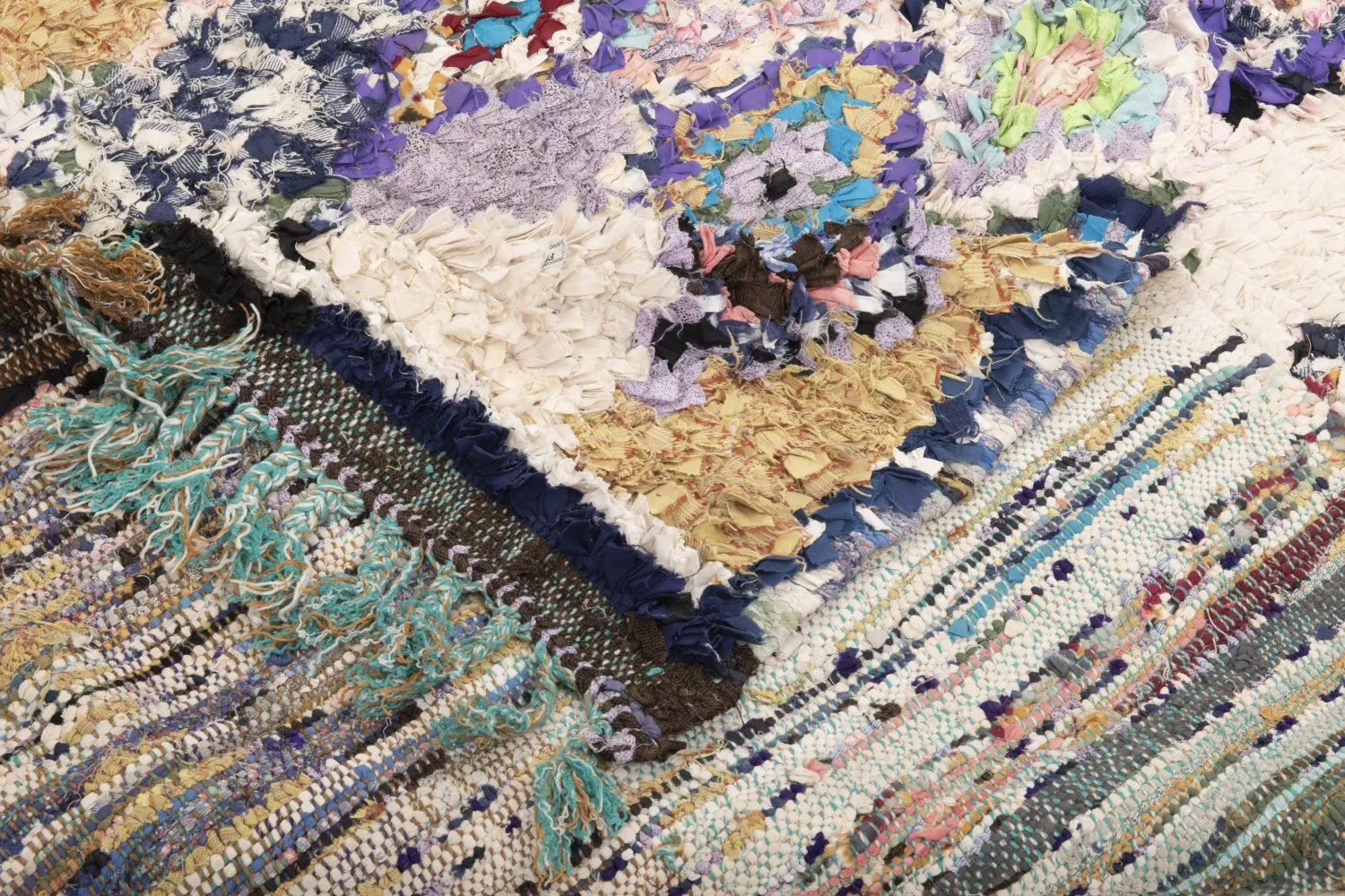 Marokkaanse Berber tapijt Boucherouite 260 x 140 cm