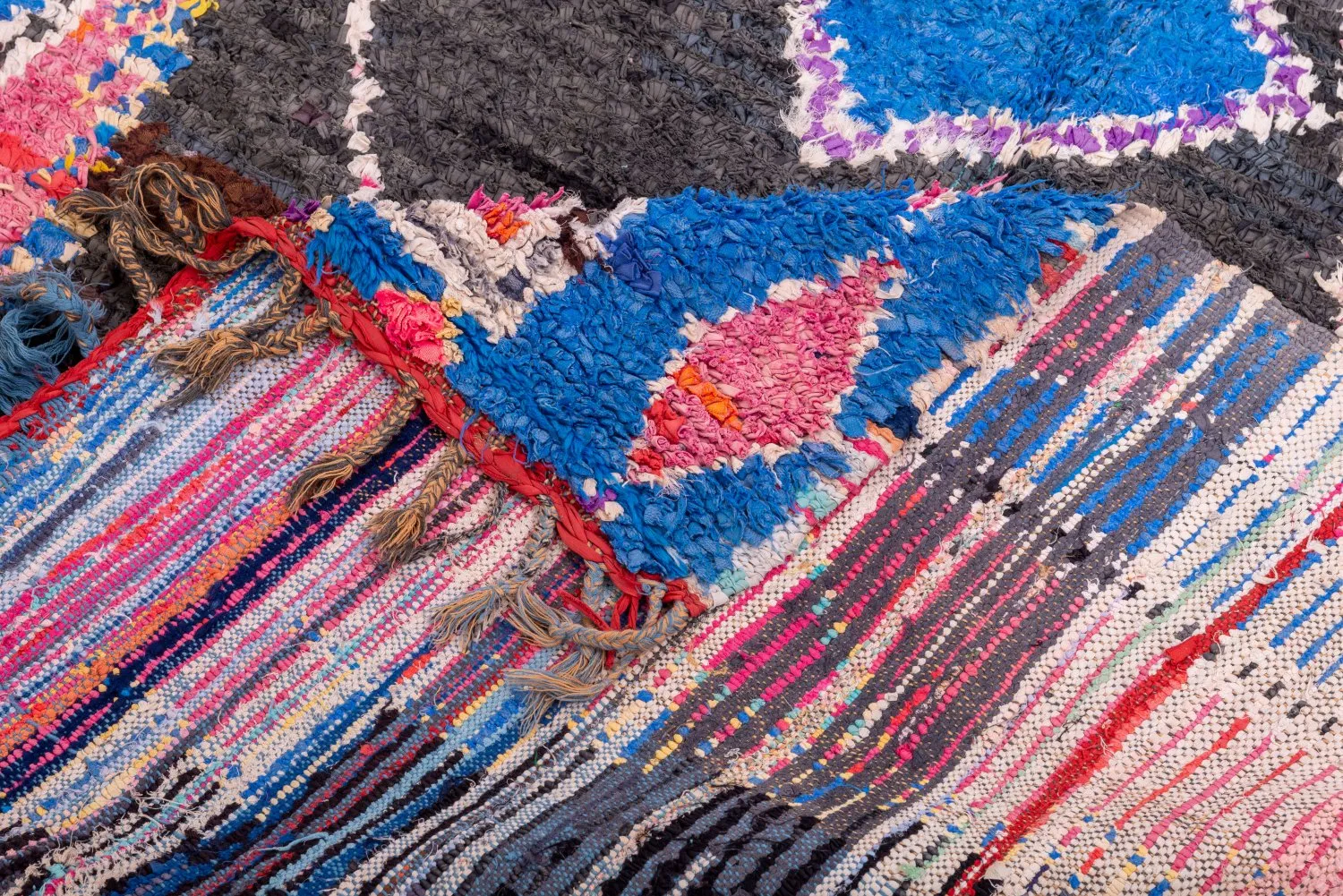 Marokkaanse Berber tapijt Boucherouite 275 x 155 cm