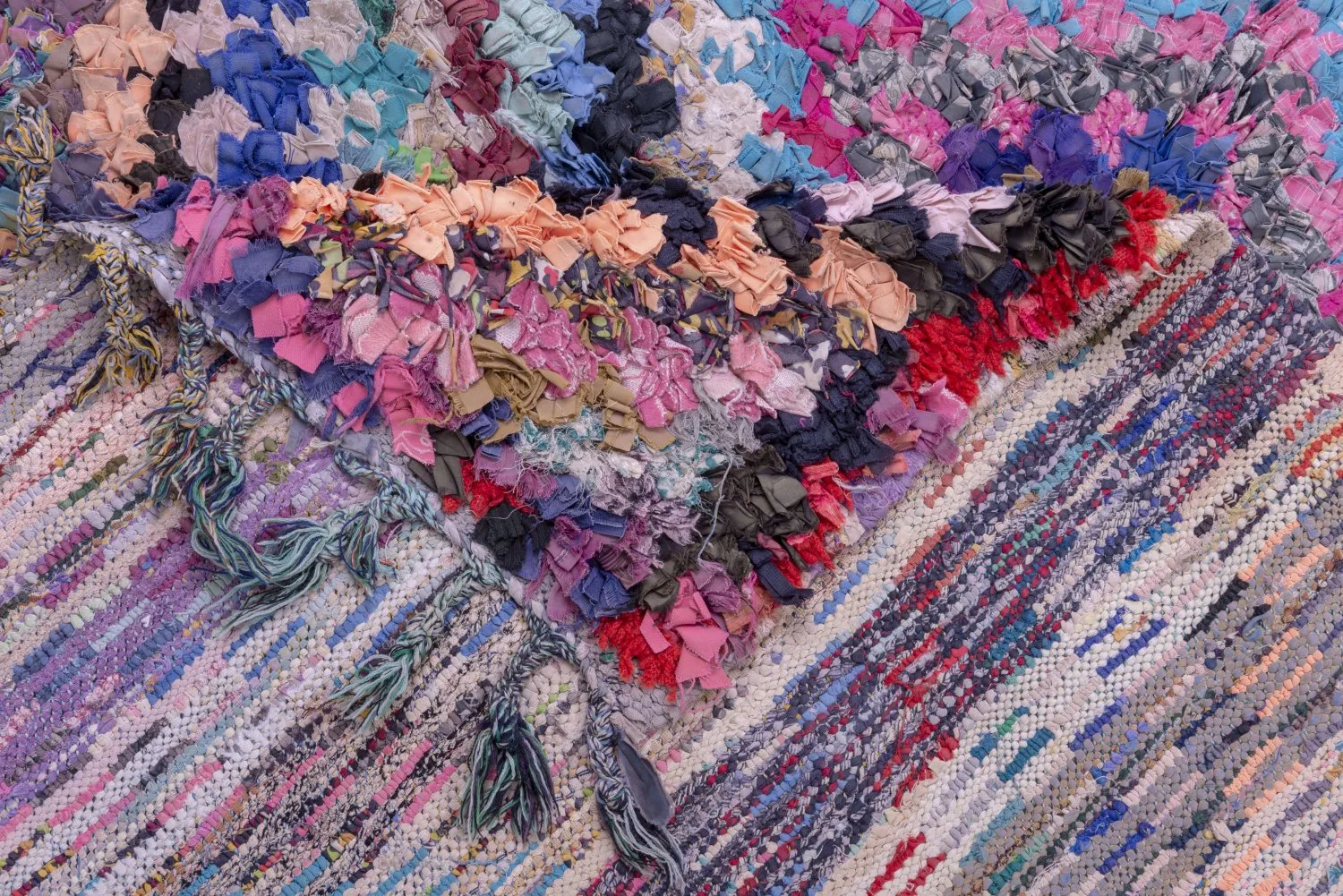 Marokkaanse Berber tapijt Boucherouite 230 x 135 cm