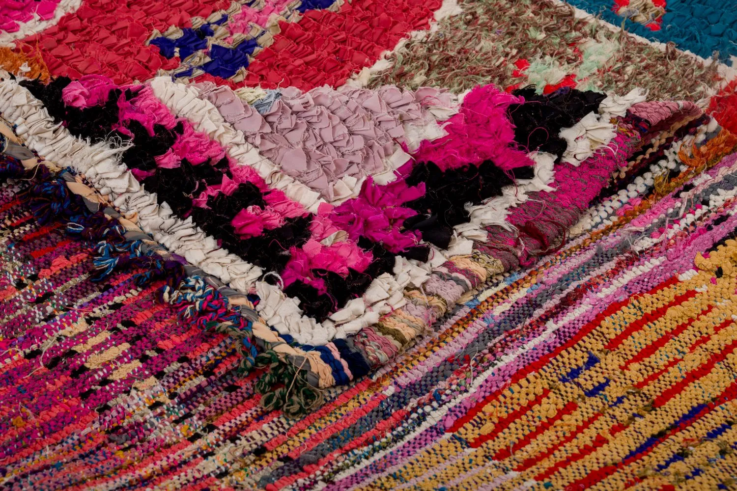 Marokkaanse Berber tapijt Boucherouite 360 x 130 cm