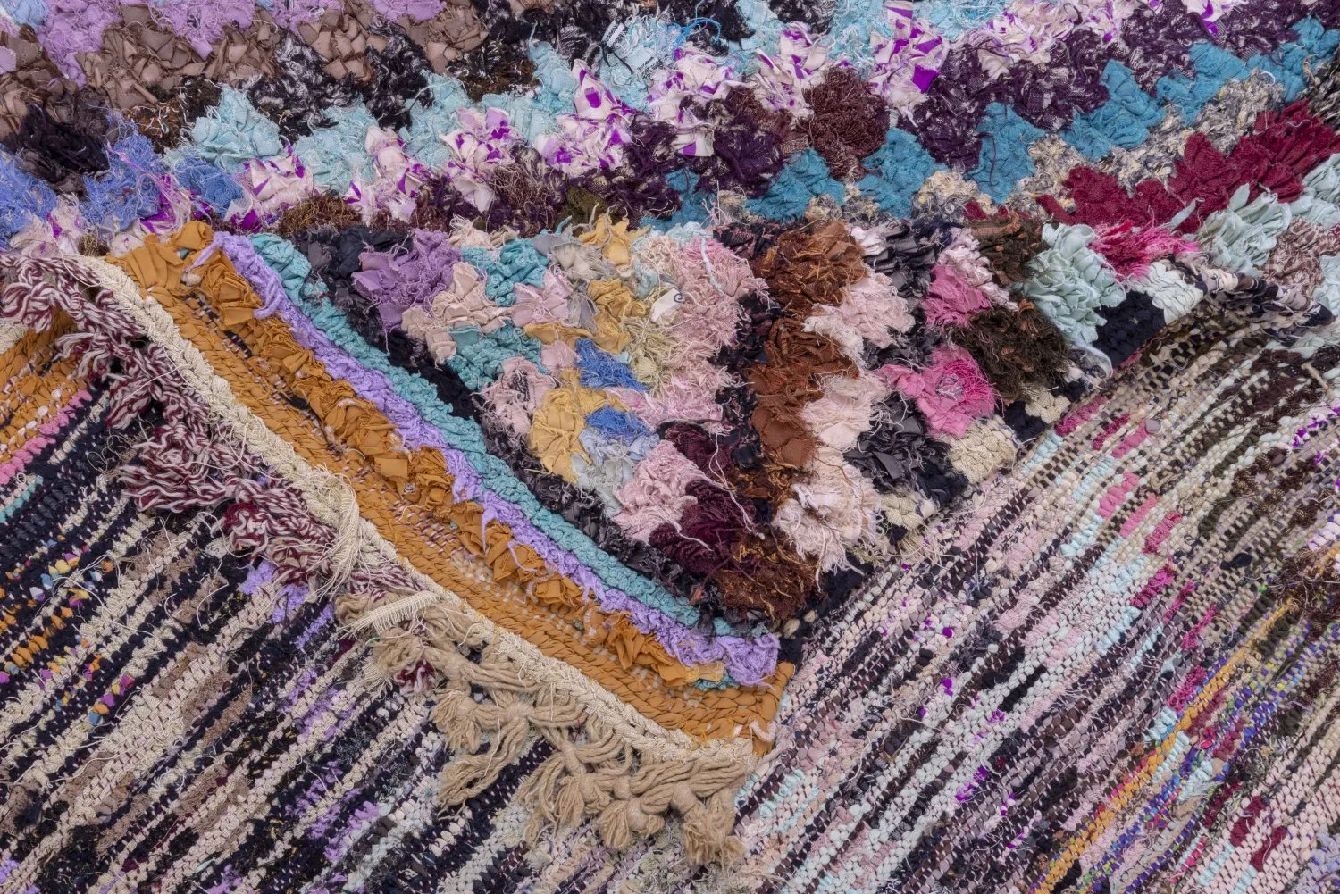 Marokkaanse Berber tapijt Boucherouite 220 x 125 cm