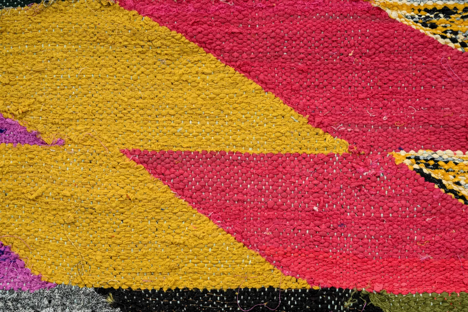 Marokkaanse Berber tapijt Boucherouite 155 x 255 cm