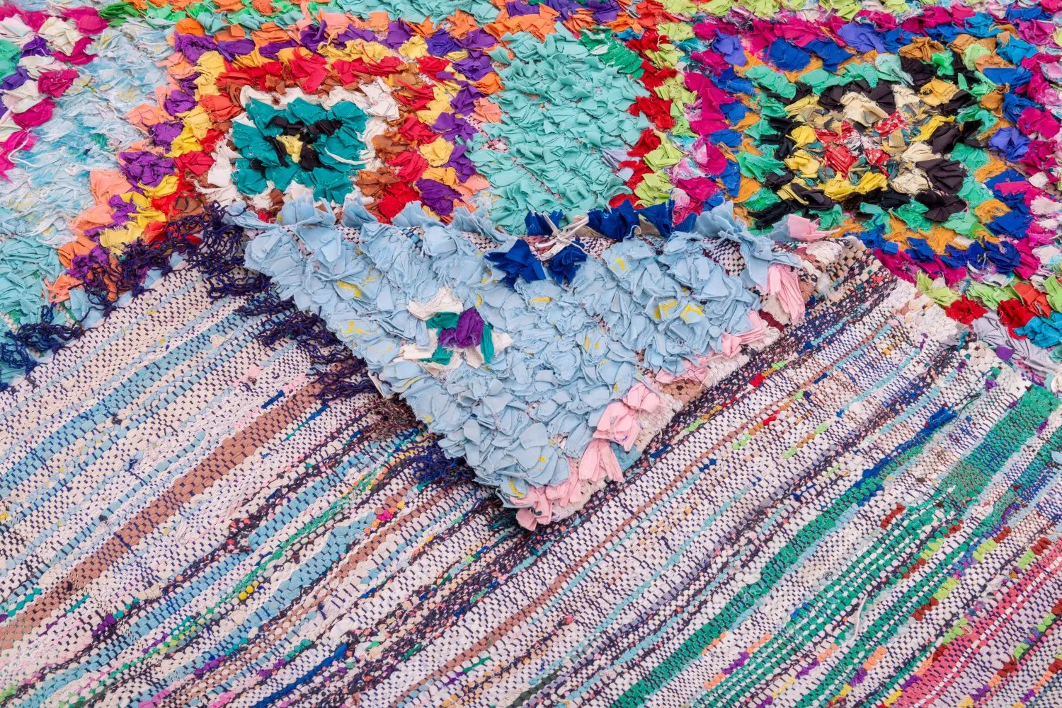 Marokkaanse Berber tapijt Boucherouite 245 x 150 cm