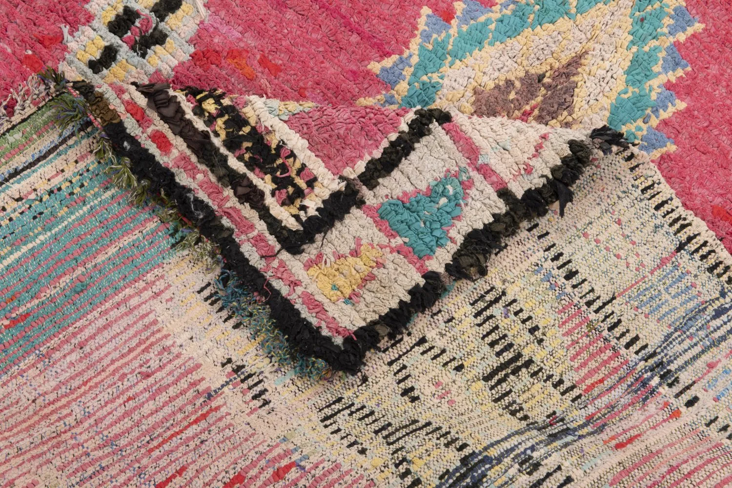 Marokkaanse Berber tapijt Boucherouite 240 x 105 cm