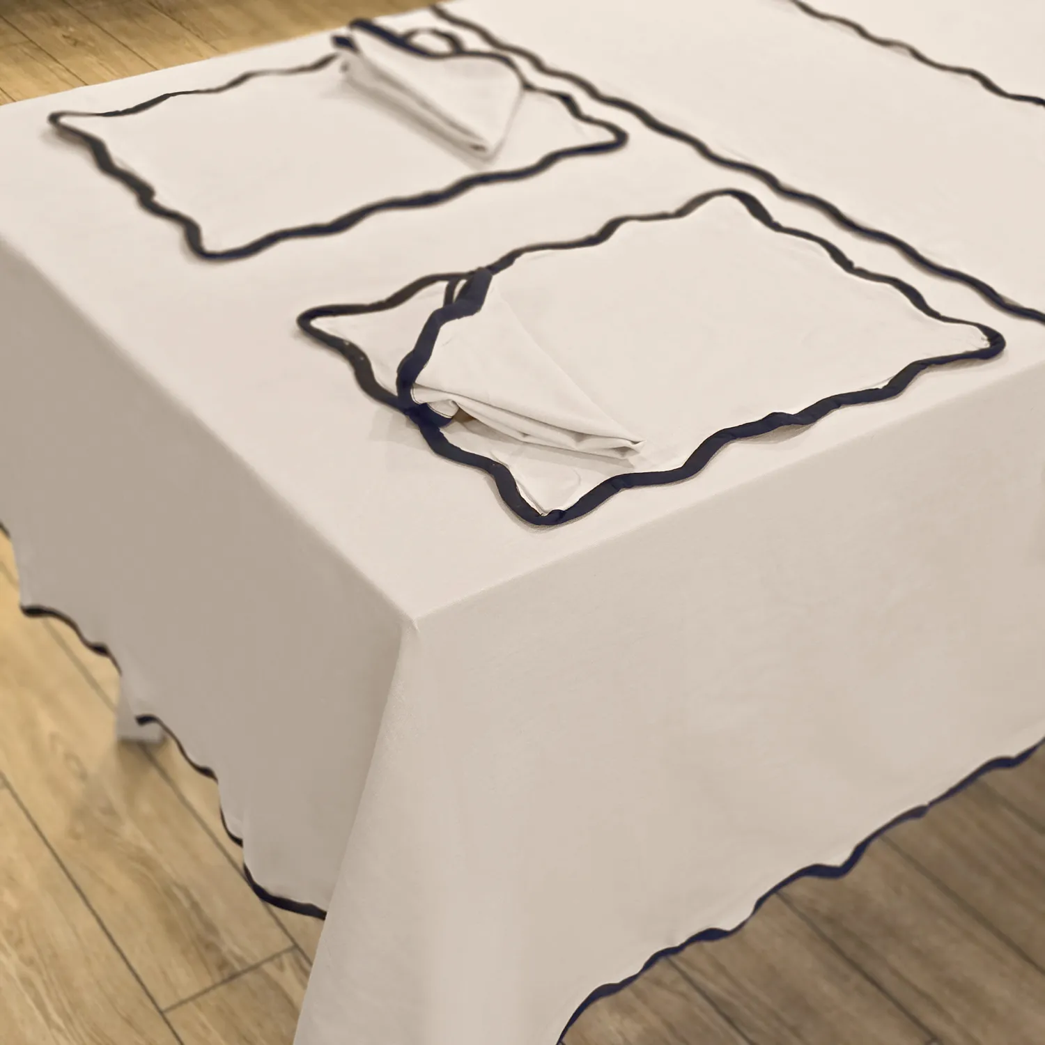 Katoenen tafelkleed - Yrsa (lichtbeige)