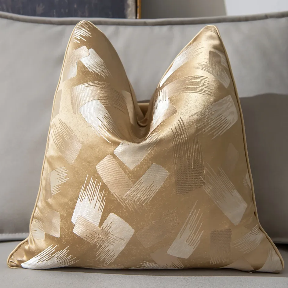 Kussensloop - European Luxury 45 x 45 cm (goud)