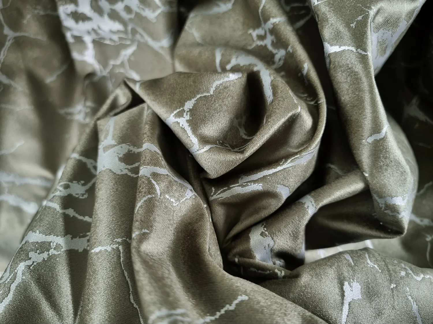 Gordijnen - Fluwelen gordijnen Florina (groen)