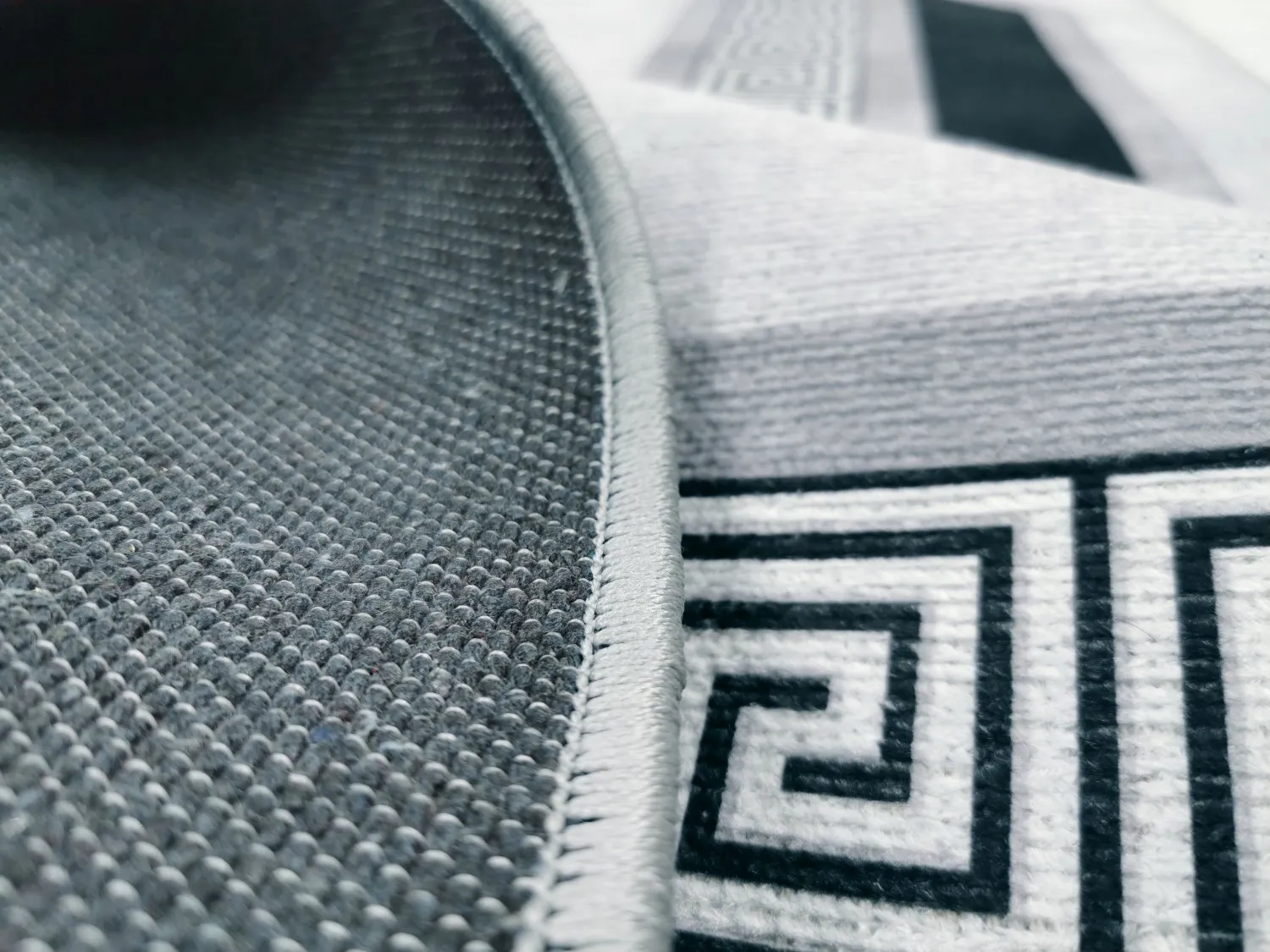 Wilton - Olympia (zwart/wit)