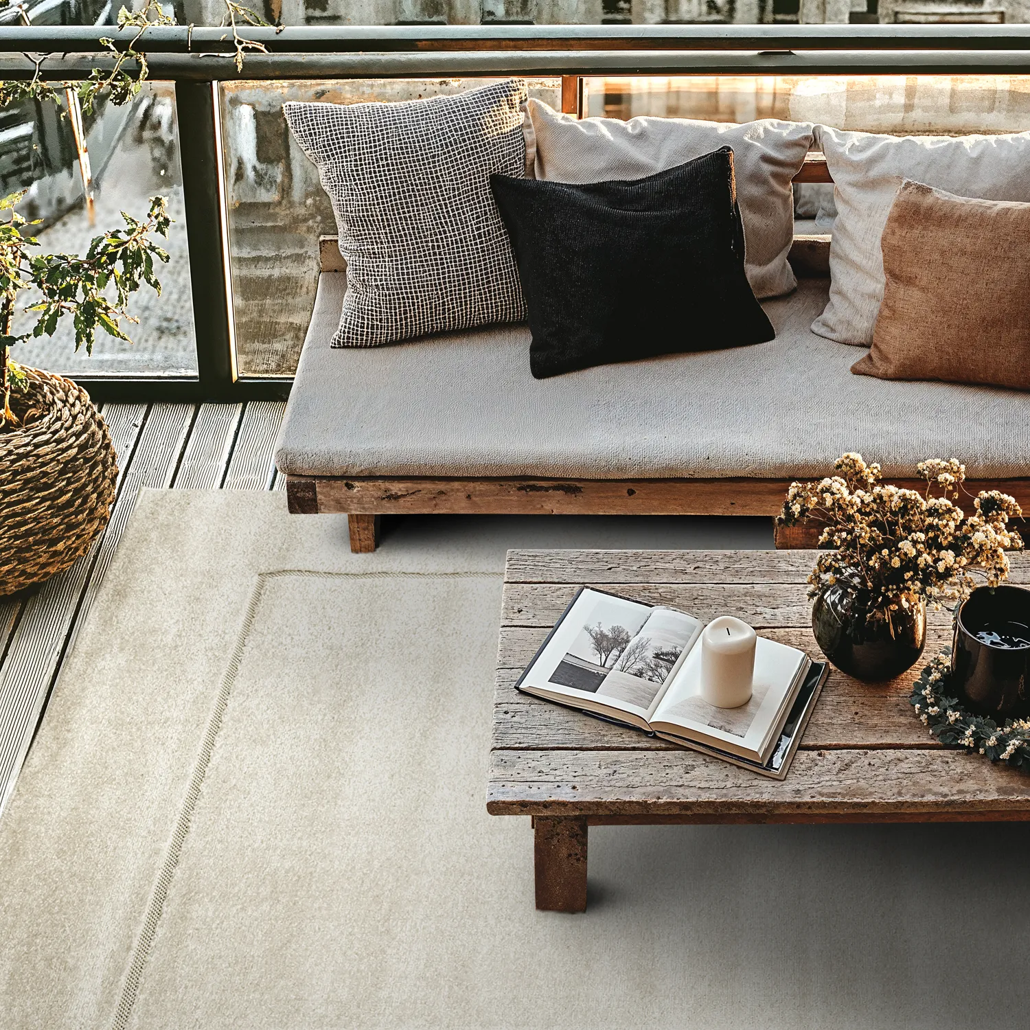 Shaggy Indoor/Outdoor - Syracuse (room)