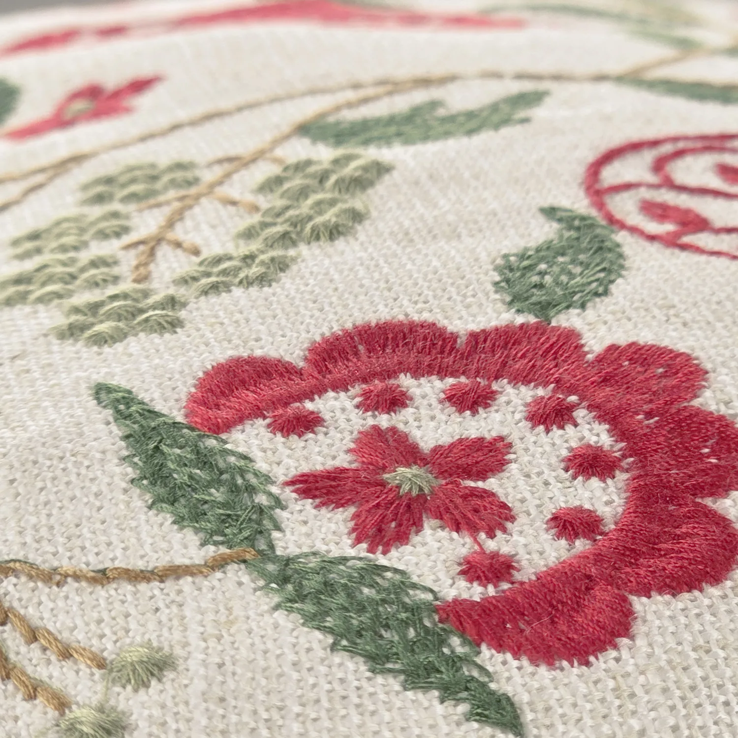 Kussensloop - Kalmar Embroidered Cushion Cover (multi)