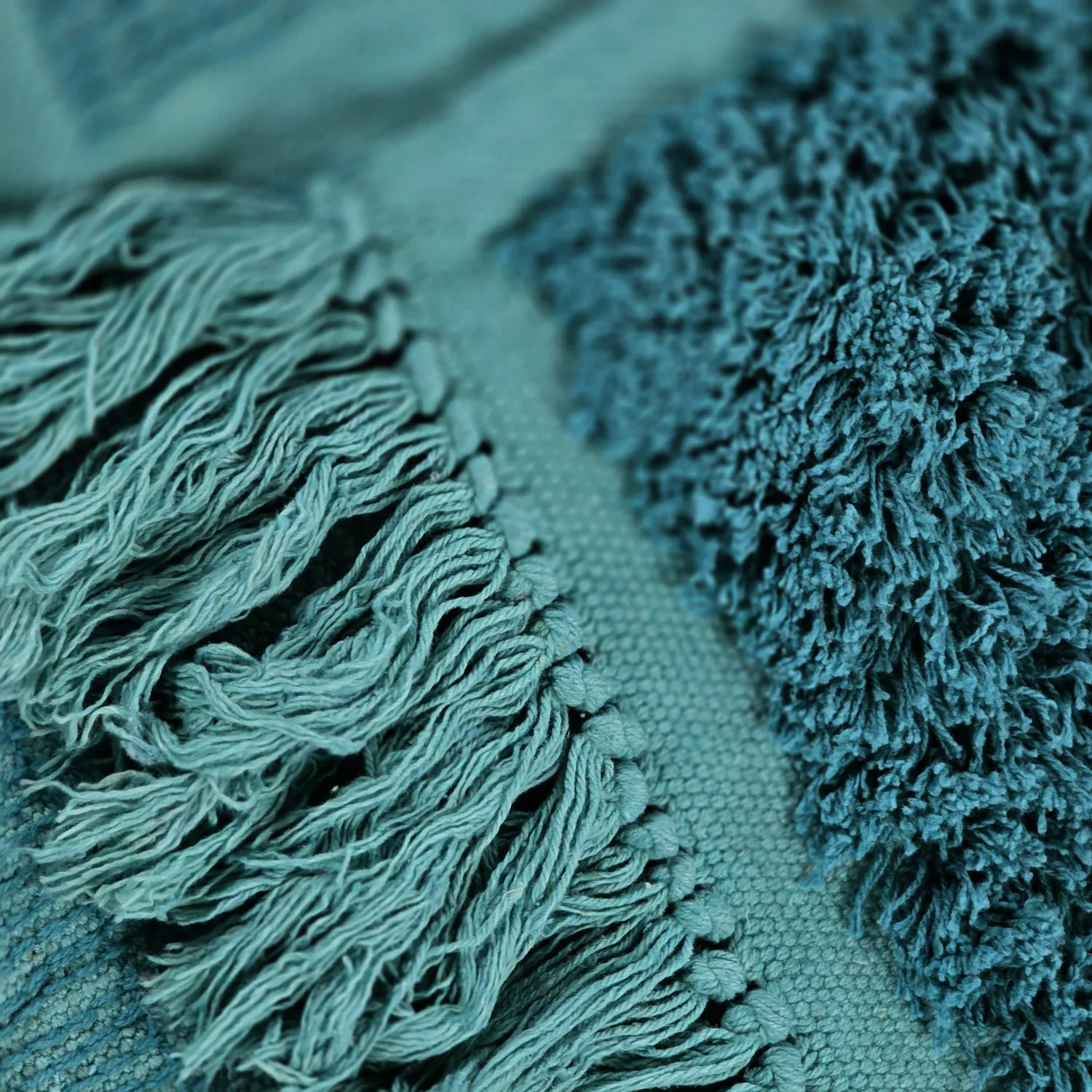 Hoogpolig vloerkleed - Ikara Natural Cotton Shaggy (turkoois)