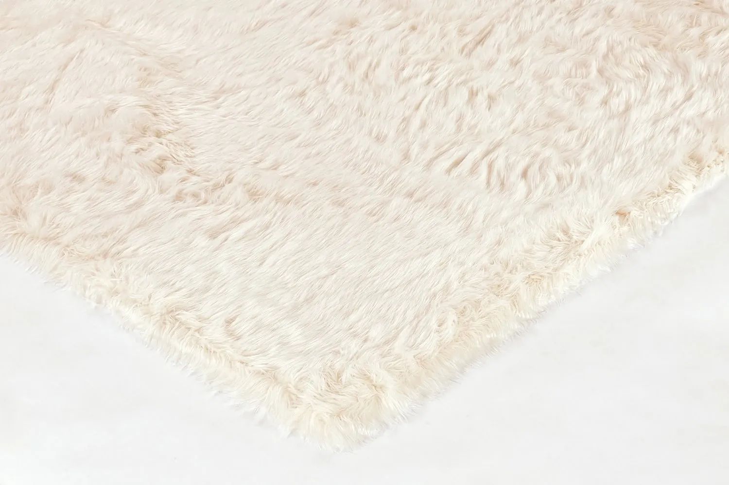 Hoogpolig vloerkleed - Pomaire (offwhite)